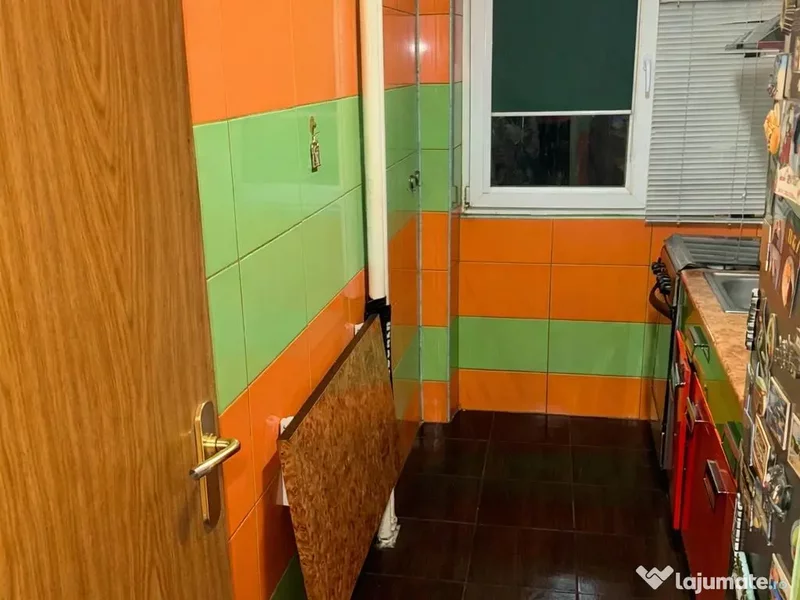 Berceni, Brancoveanu, etaj 3, bloc reabilitat, acces metrou